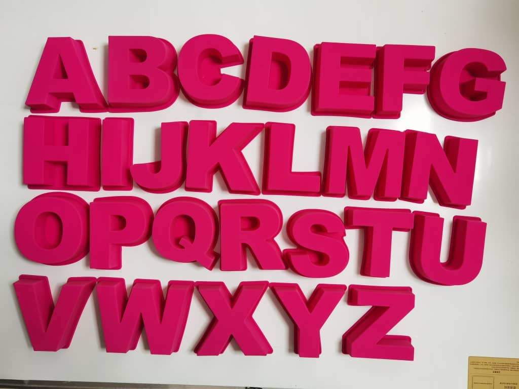 VI Khuôn chữ khổng lồ màu hồng A - Z (Tất cả 26 chữ cái) cũng có sẵn dưới dạng đơn hoặc gói 2 - hoàn hảo cho nhựa!