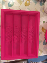 Load image into Gallery viewer, Giant Chocolate Bar Cake Mold - Giant biscuit silicone bakeware mold from Moldyfun
